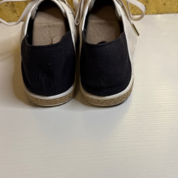 Michael Kors Kristy Slide sneakers sin Black and White Colorway - Picture 6 of 11